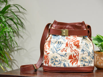White Turkish Kilim Bucket Bag - NamegStore